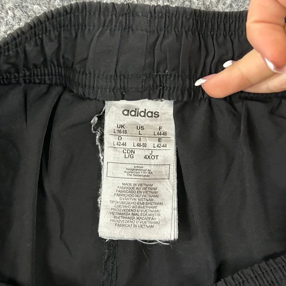 Adidas Shorts Womens Size L Black 3-Stripe Athletic Running Lightweight Gym